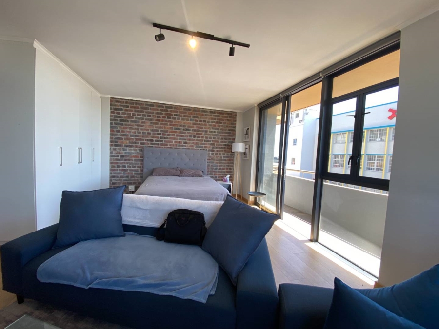 1 Bedroom Property for Sale in Woodstock Western Cape